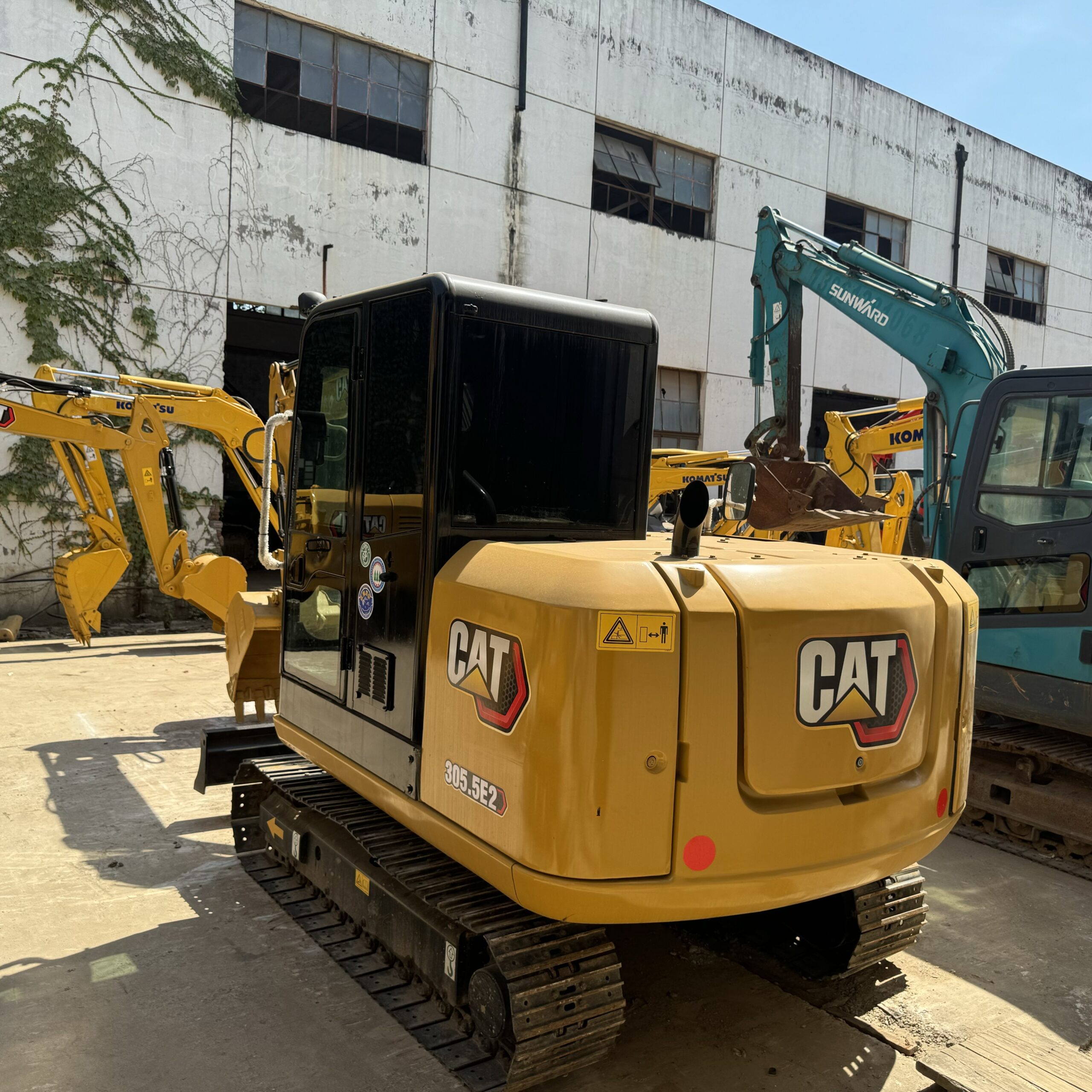 Carter 305.5E2 Used Excavator