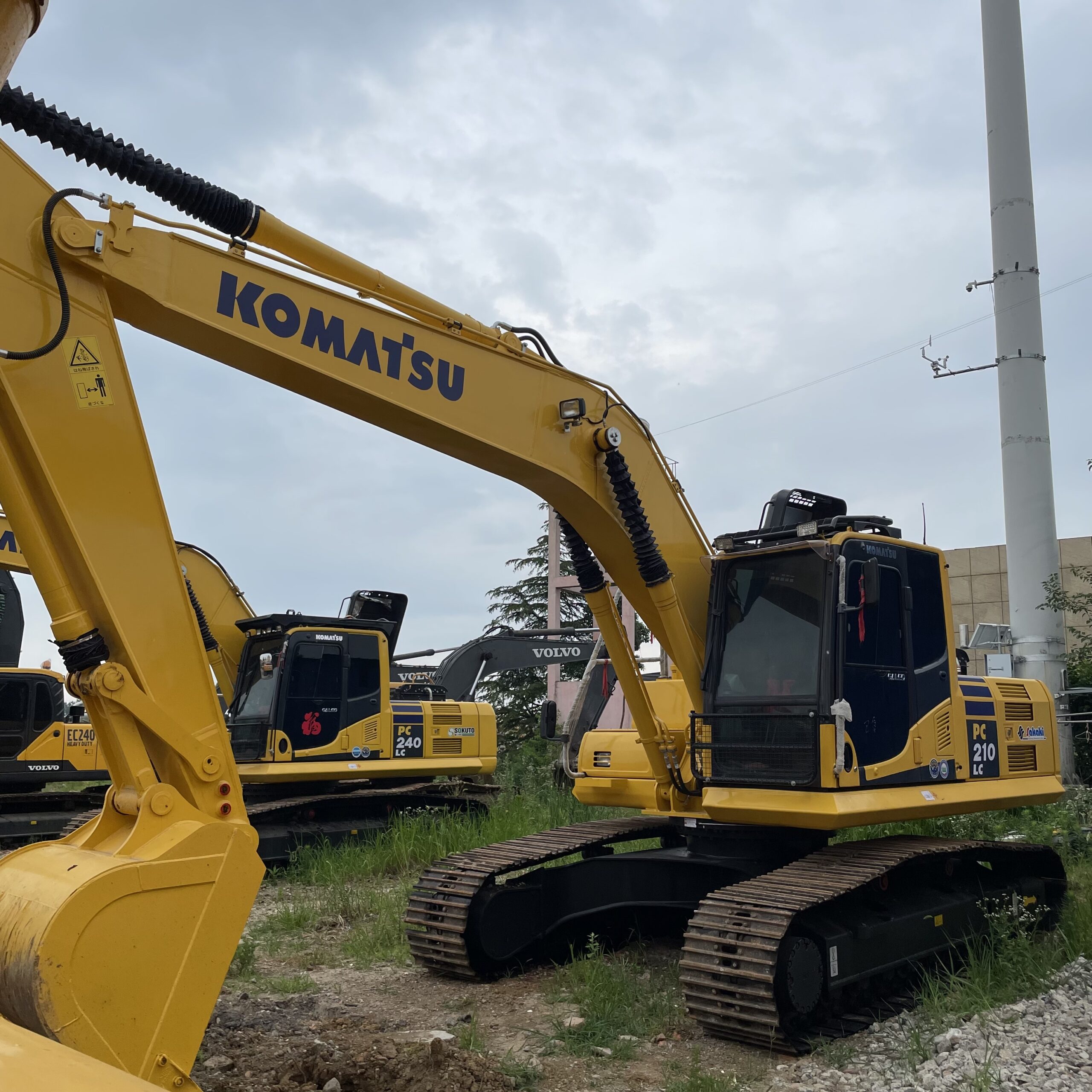 Komatsu PC210LC Used Excavator