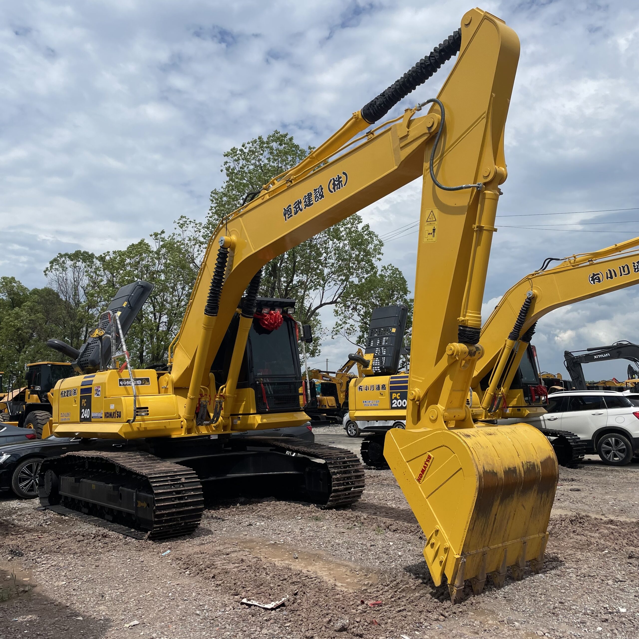 Komatsu PC240 Used Excavator