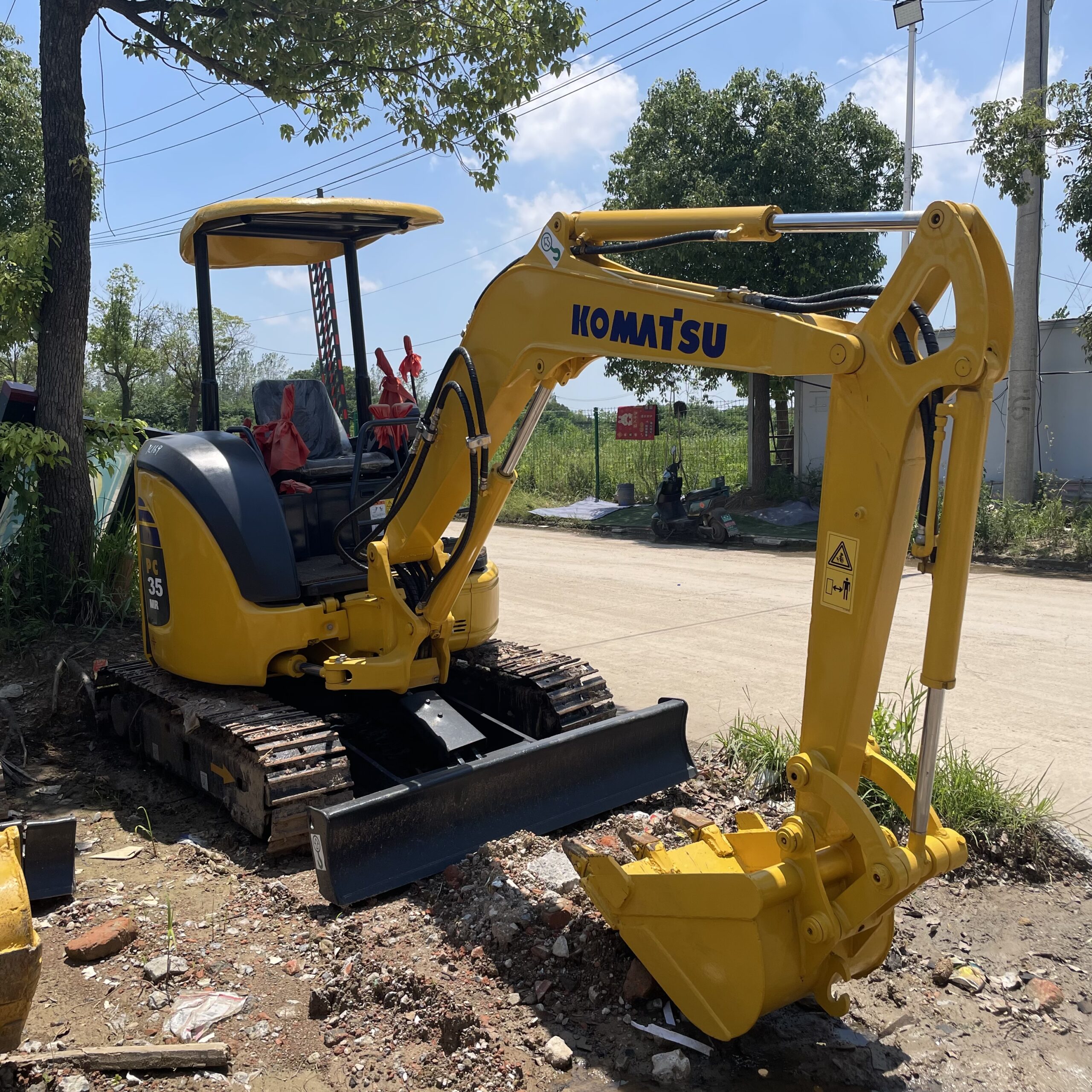 Komatsu PC35MR Used Excavator