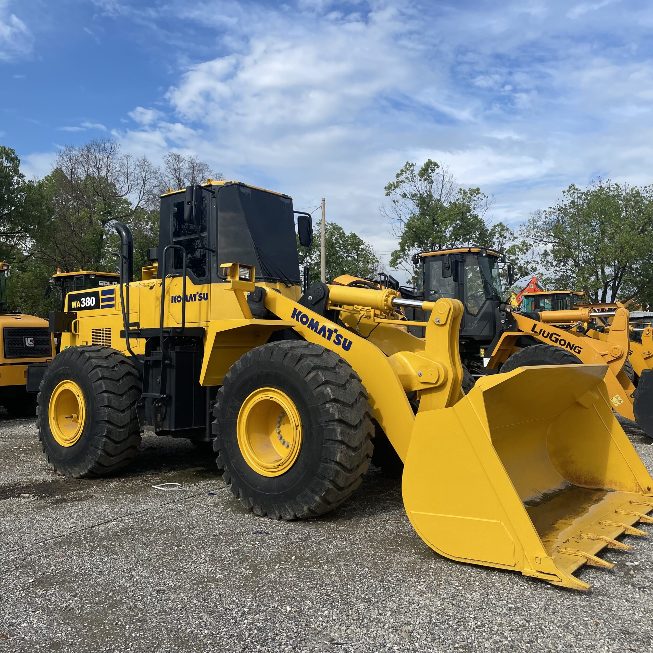 Komatsu WA380 Used Wheel Loader